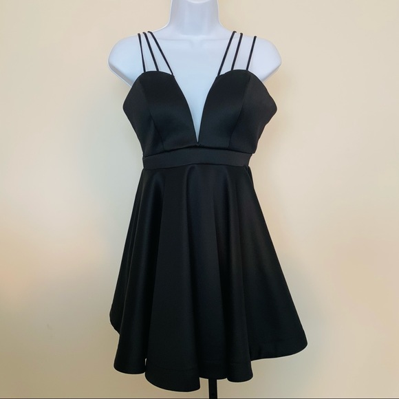 Black Fit and Flare Mini Dress - Picture 4 of 9